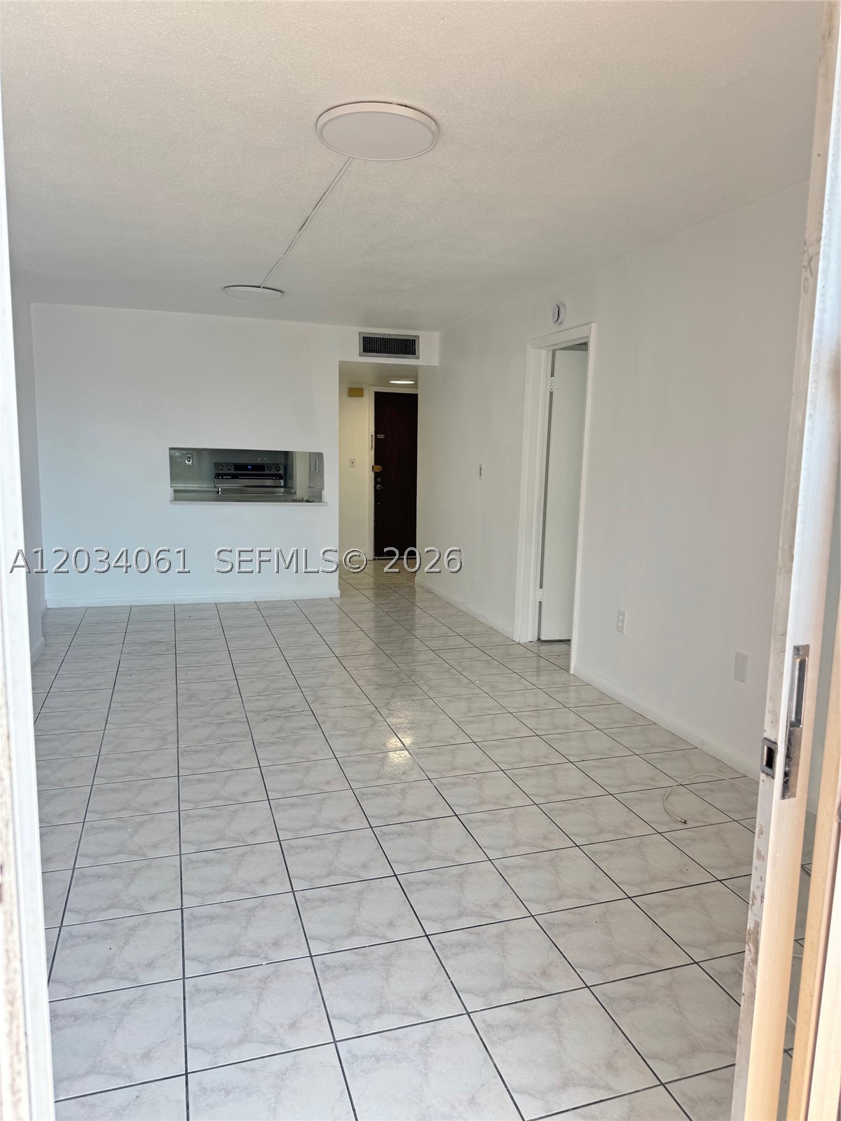 VISTA ALEGRE CONDO - Residential Lease