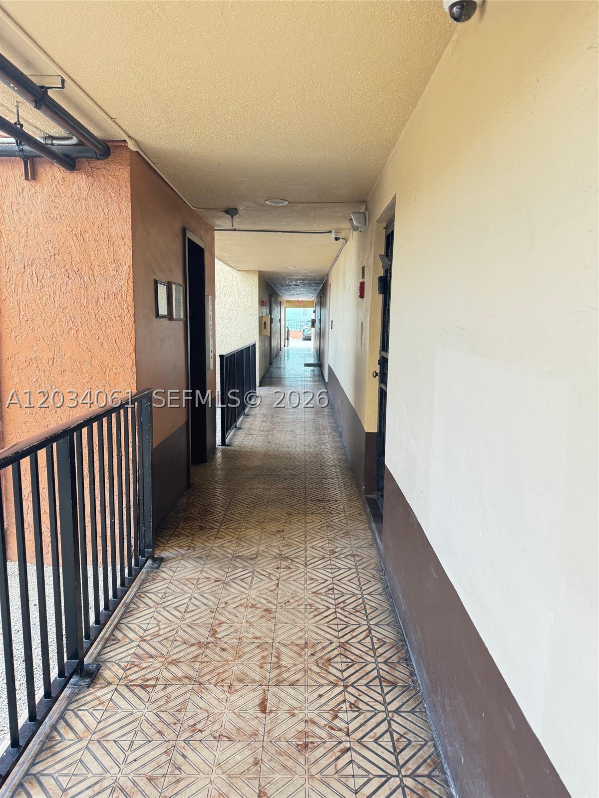 VISTA ALEGRE CONDO - Residential Lease