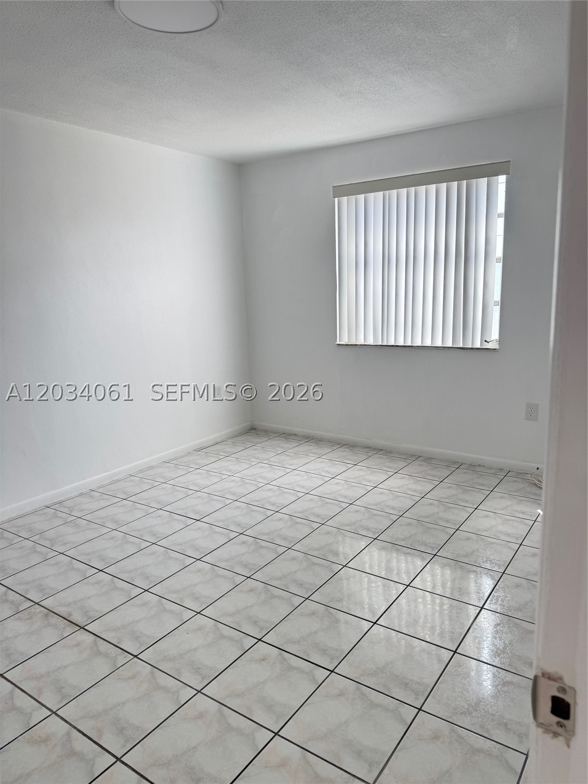 VISTA ALEGRE CONDO - Residential Lease