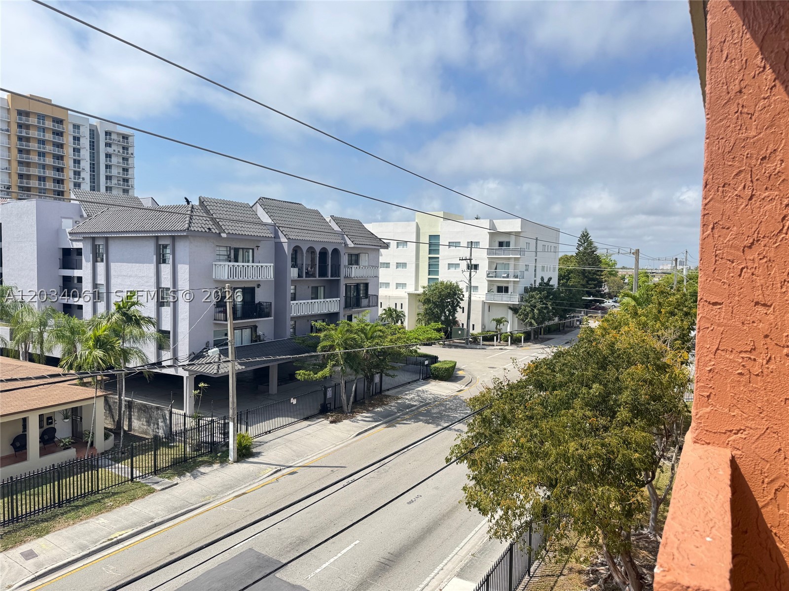 VISTA ALEGRE CONDO - Residential Lease