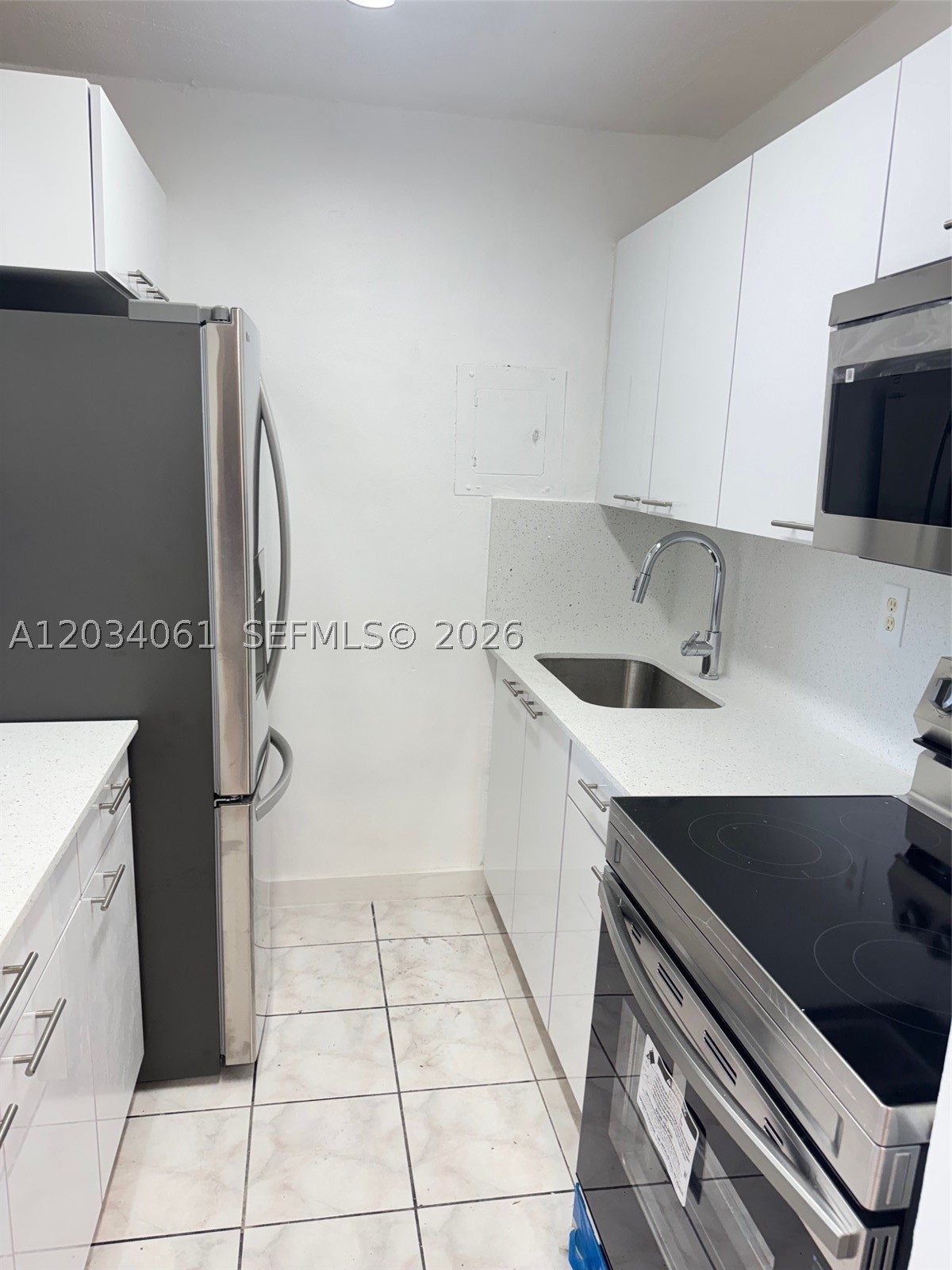 VISTA ALEGRE CONDO - Residential Lease