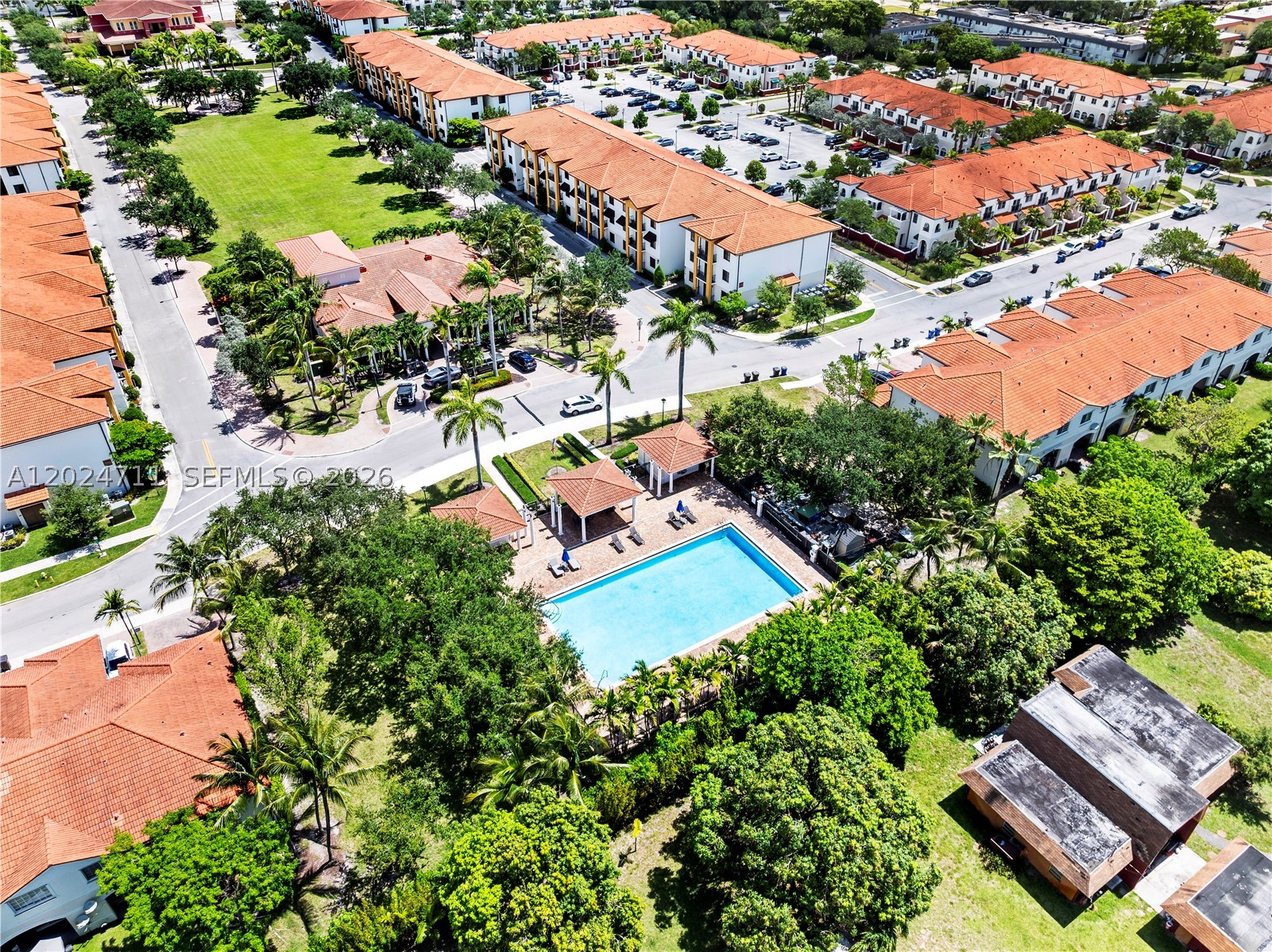EDC ASSOCIATES PLAT - Residential