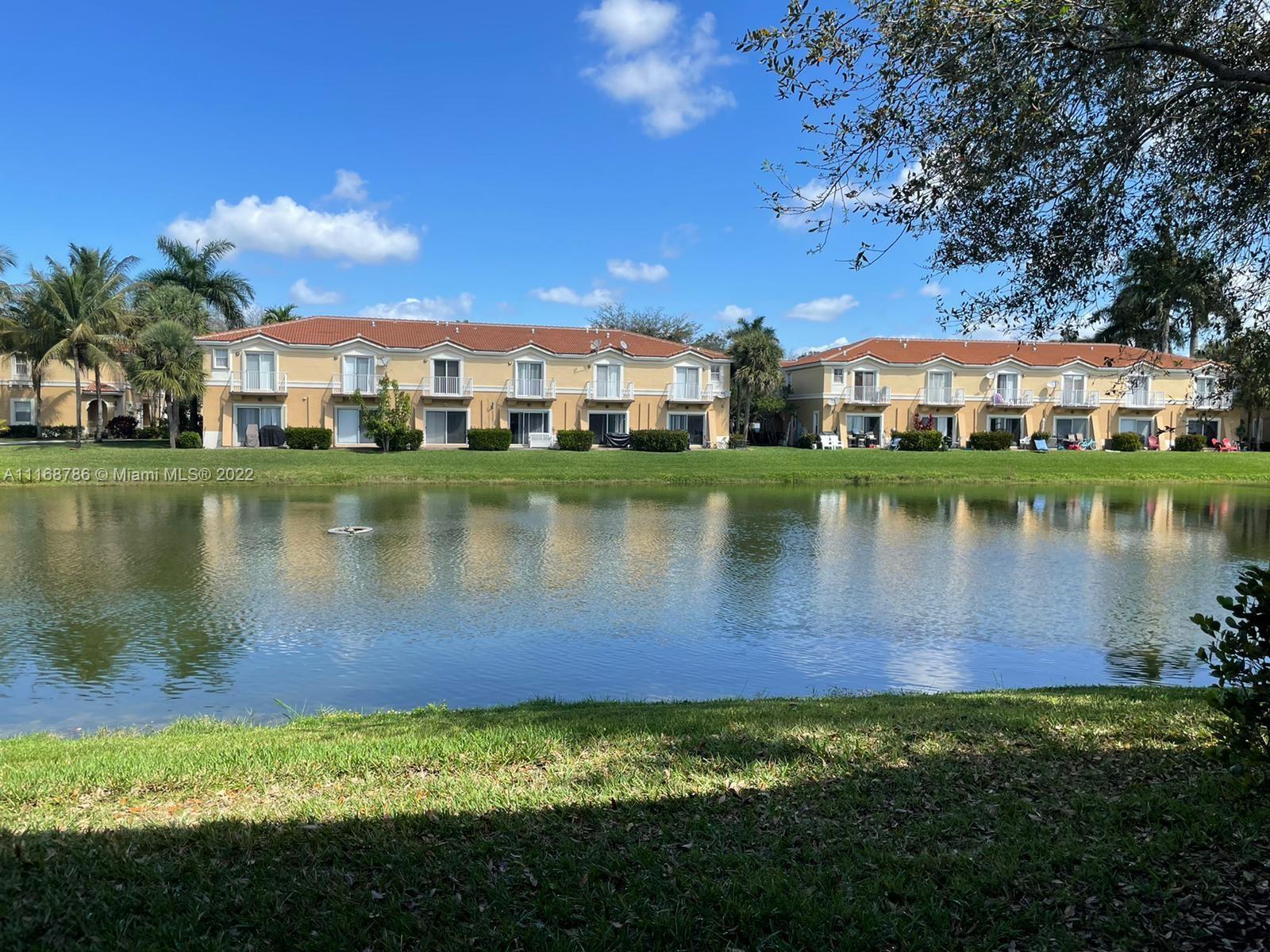 MELROSE POINT CONDO - Residential Lease