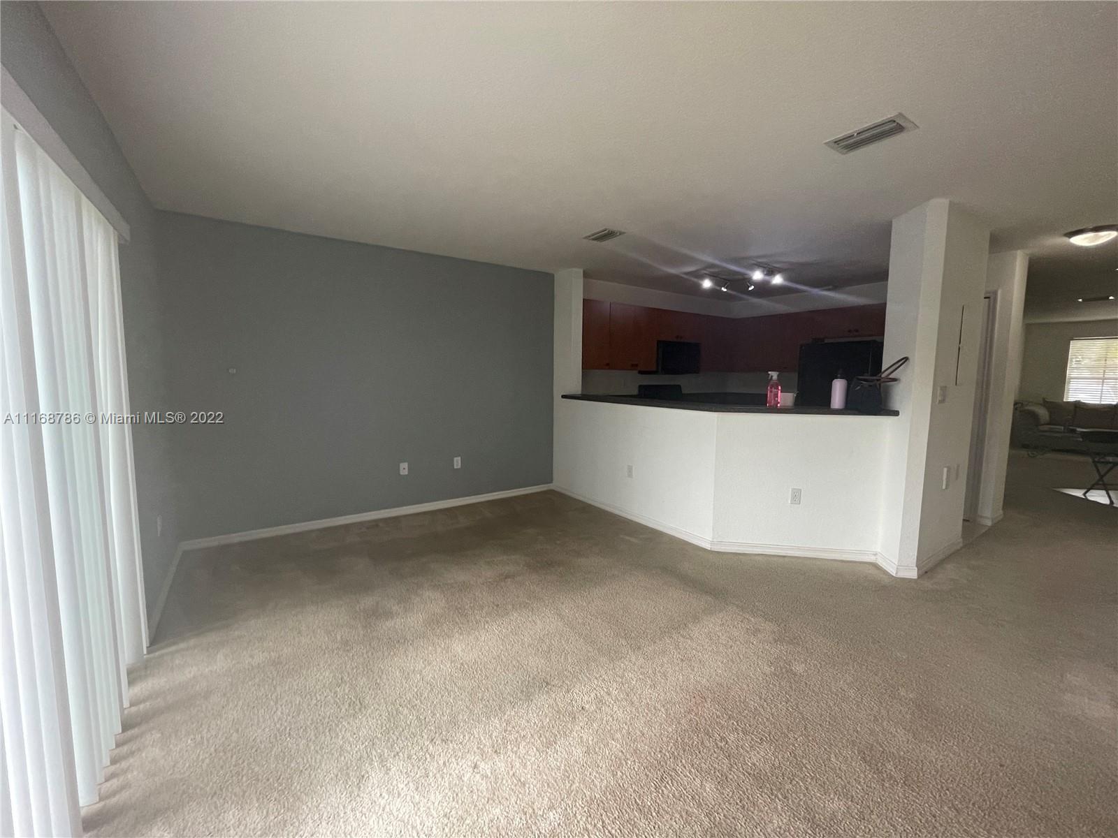 MELROSE POINT CONDO - Residential Lease