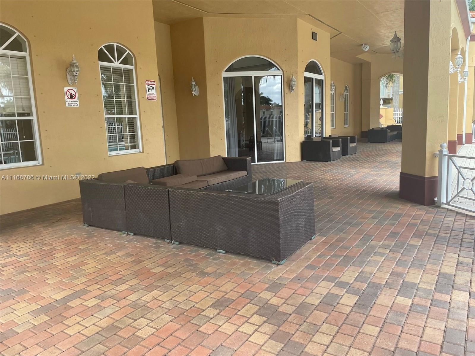 MELROSE POINT CONDO - Residential Lease