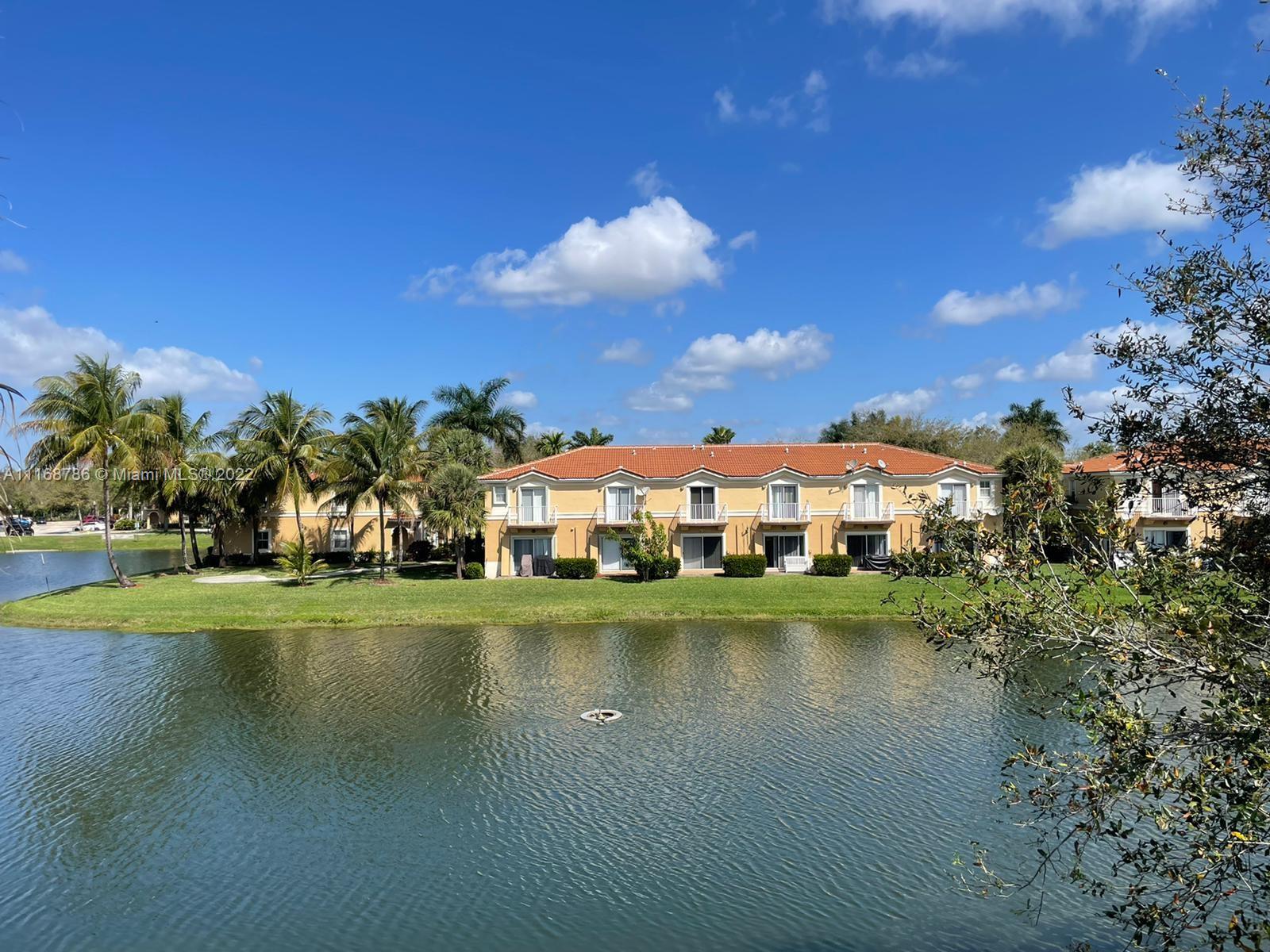 MELROSE POINT CONDO - Residential Lease