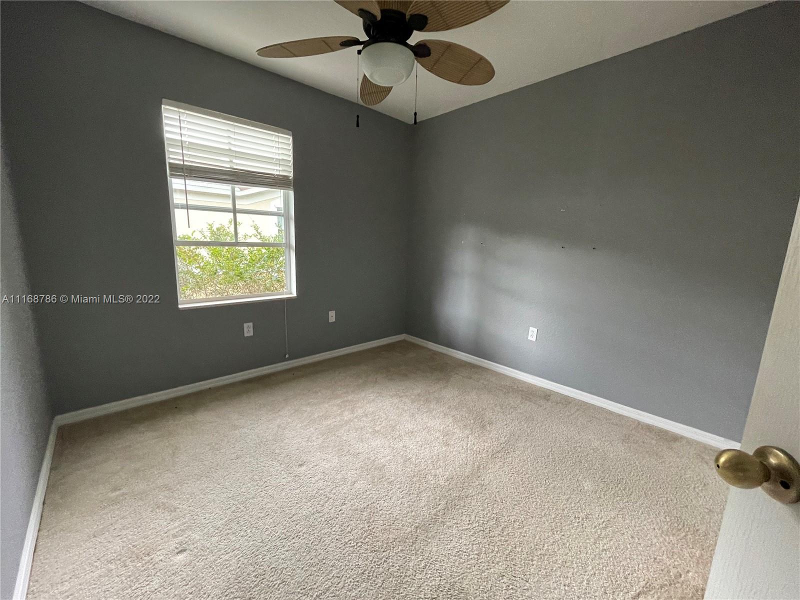 MELROSE POINT CONDO - Residential Lease