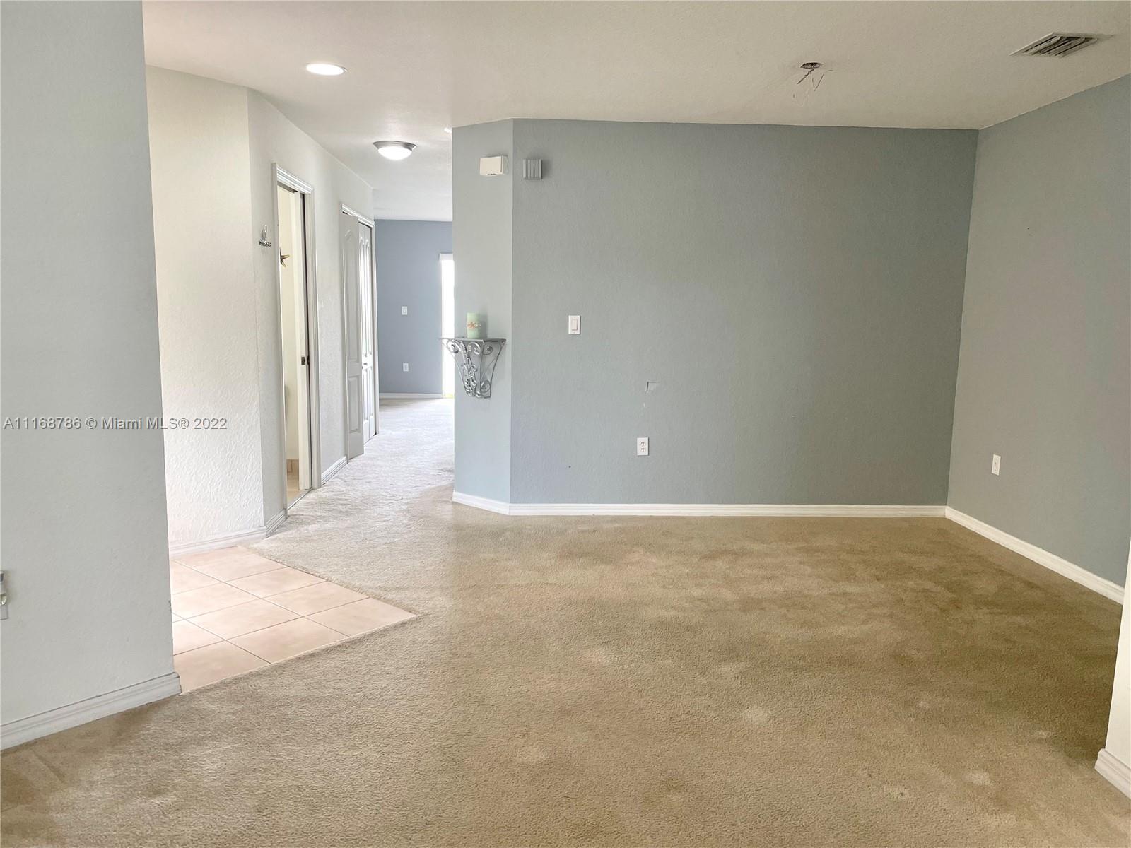 MELROSE POINT CONDO - Residential Lease