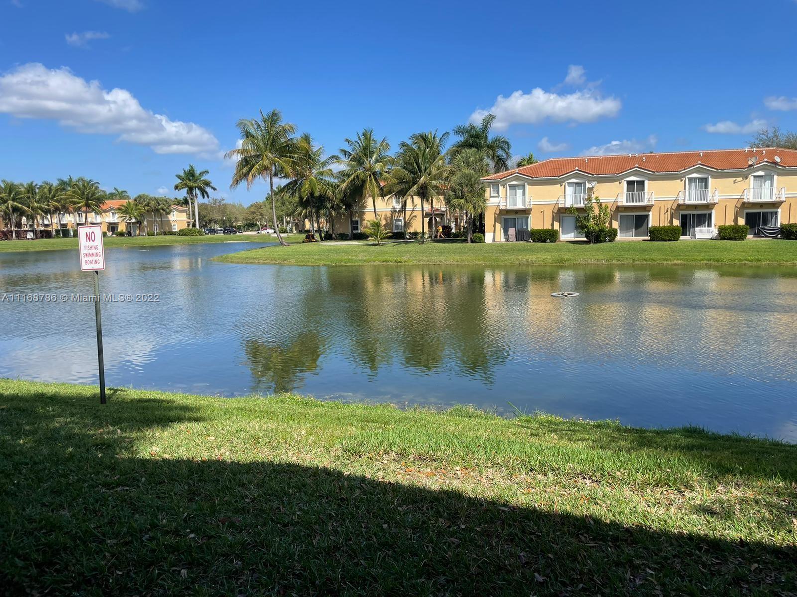 MELROSE POINT CONDO - Residential Lease