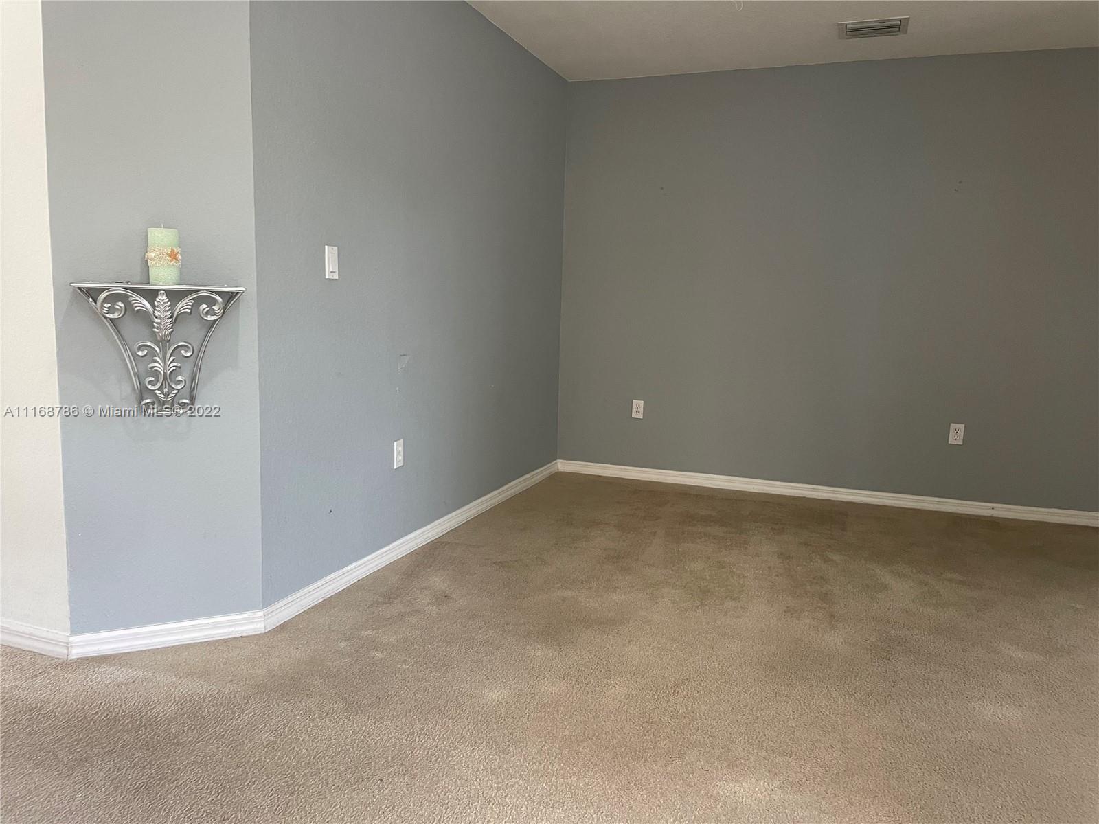 MELROSE POINT CONDO - Residential Lease