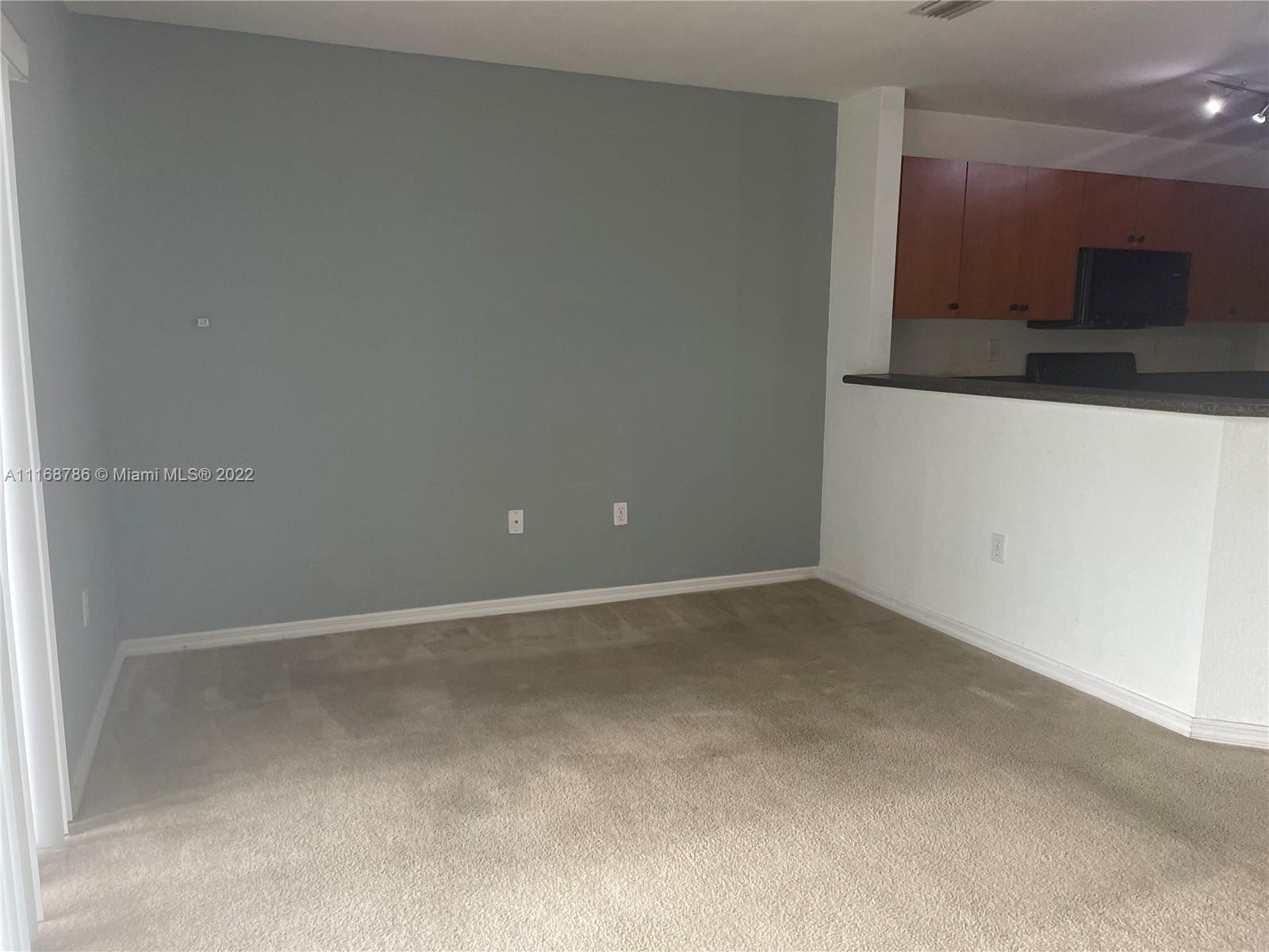 MELROSE POINT CONDO - Residential Lease
