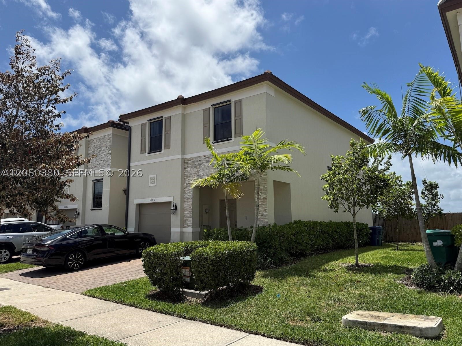 ENCLAVE SOUTH PHASE 2 - Residential