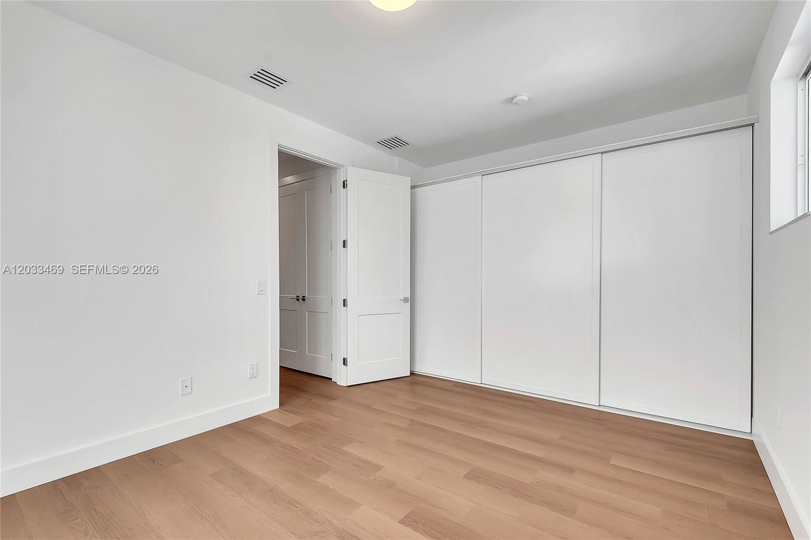PERRY-FROW - Residential Lease
