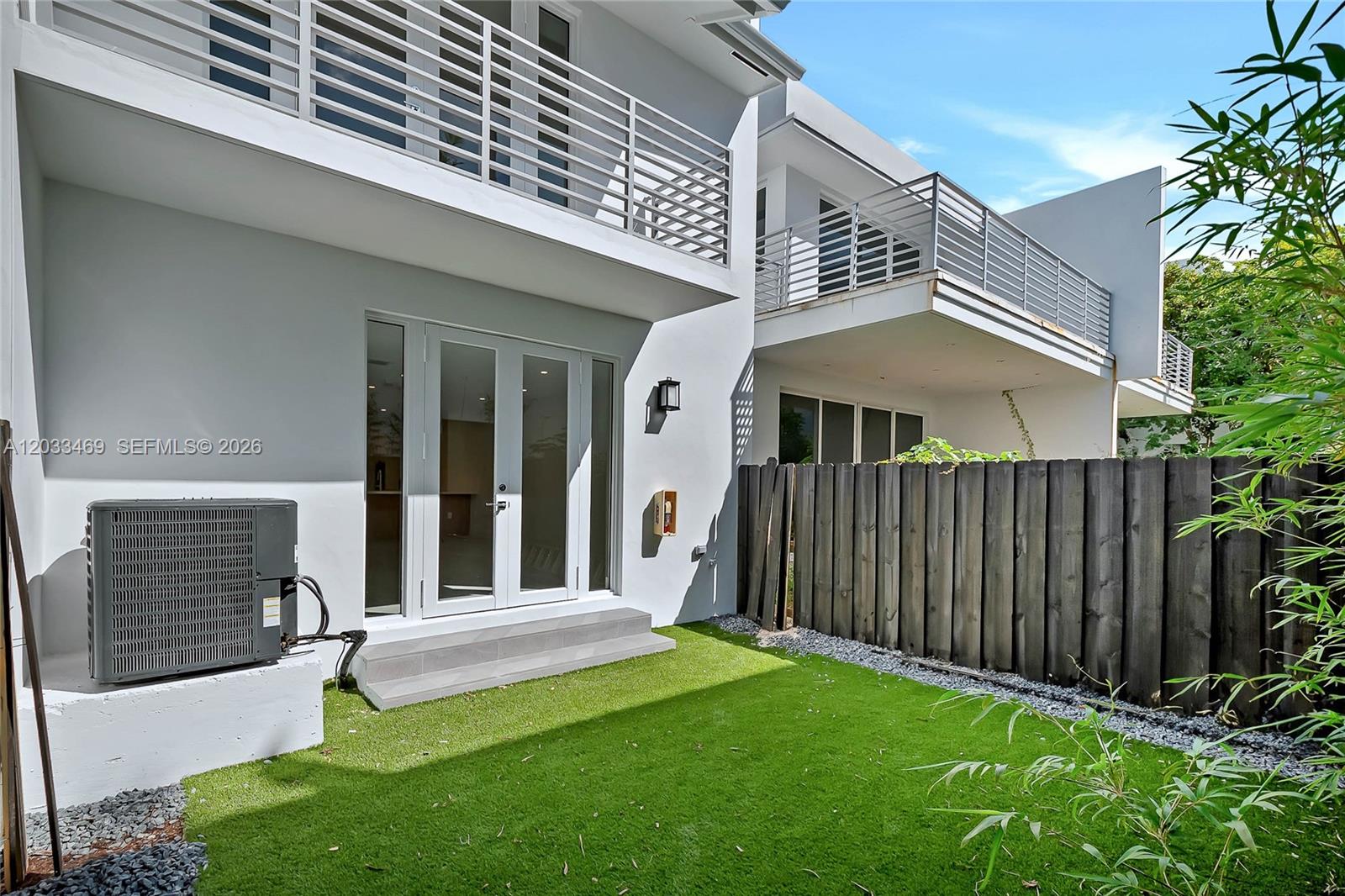 PERRY-FROW - Residential Lease