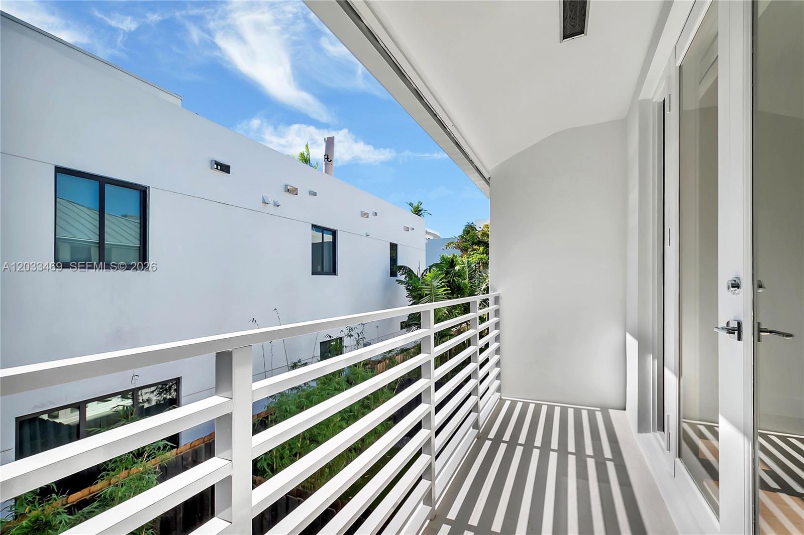 PERRY-FROW - Residential Lease