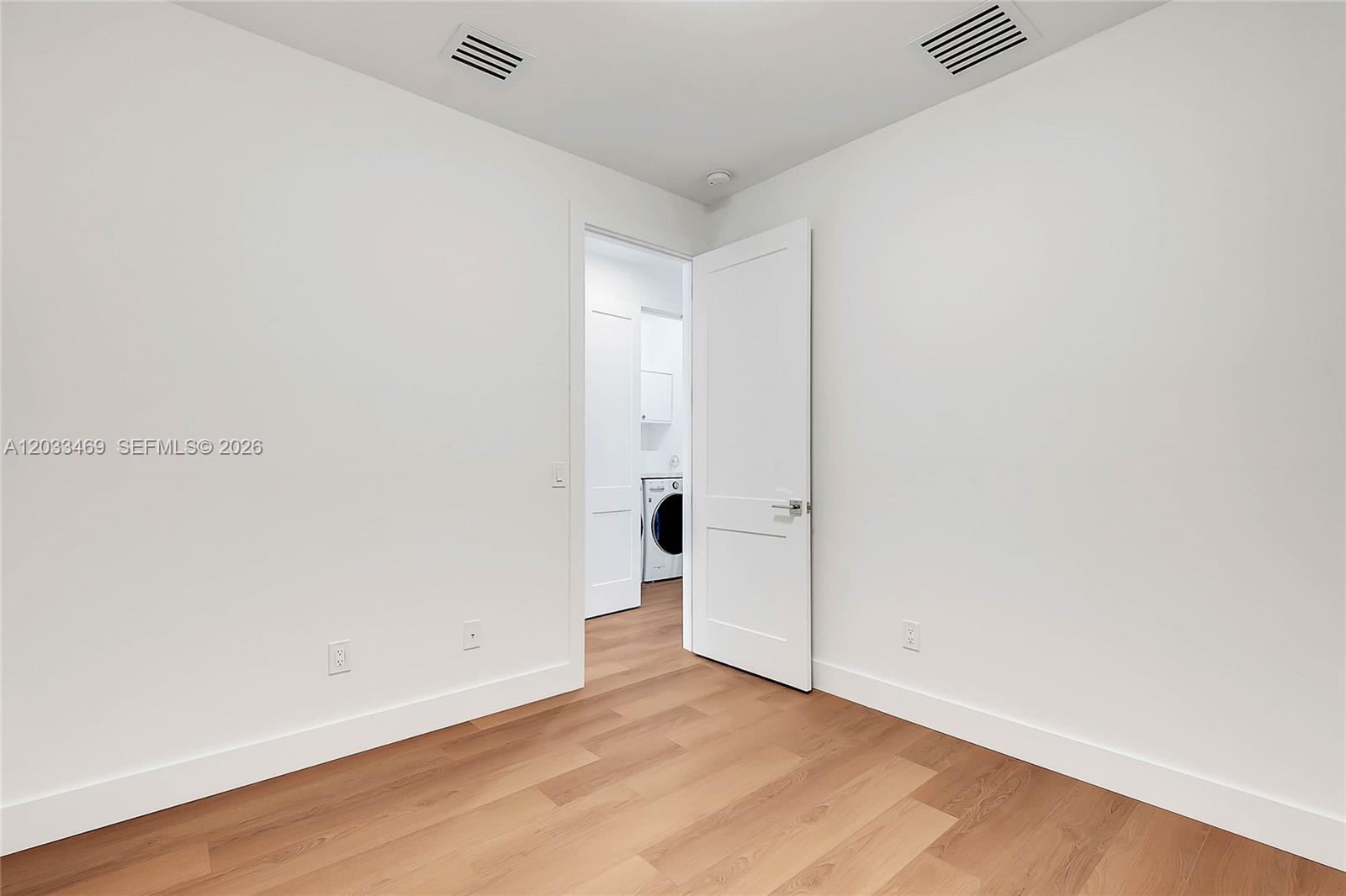 PERRY-FROW - Residential Lease
