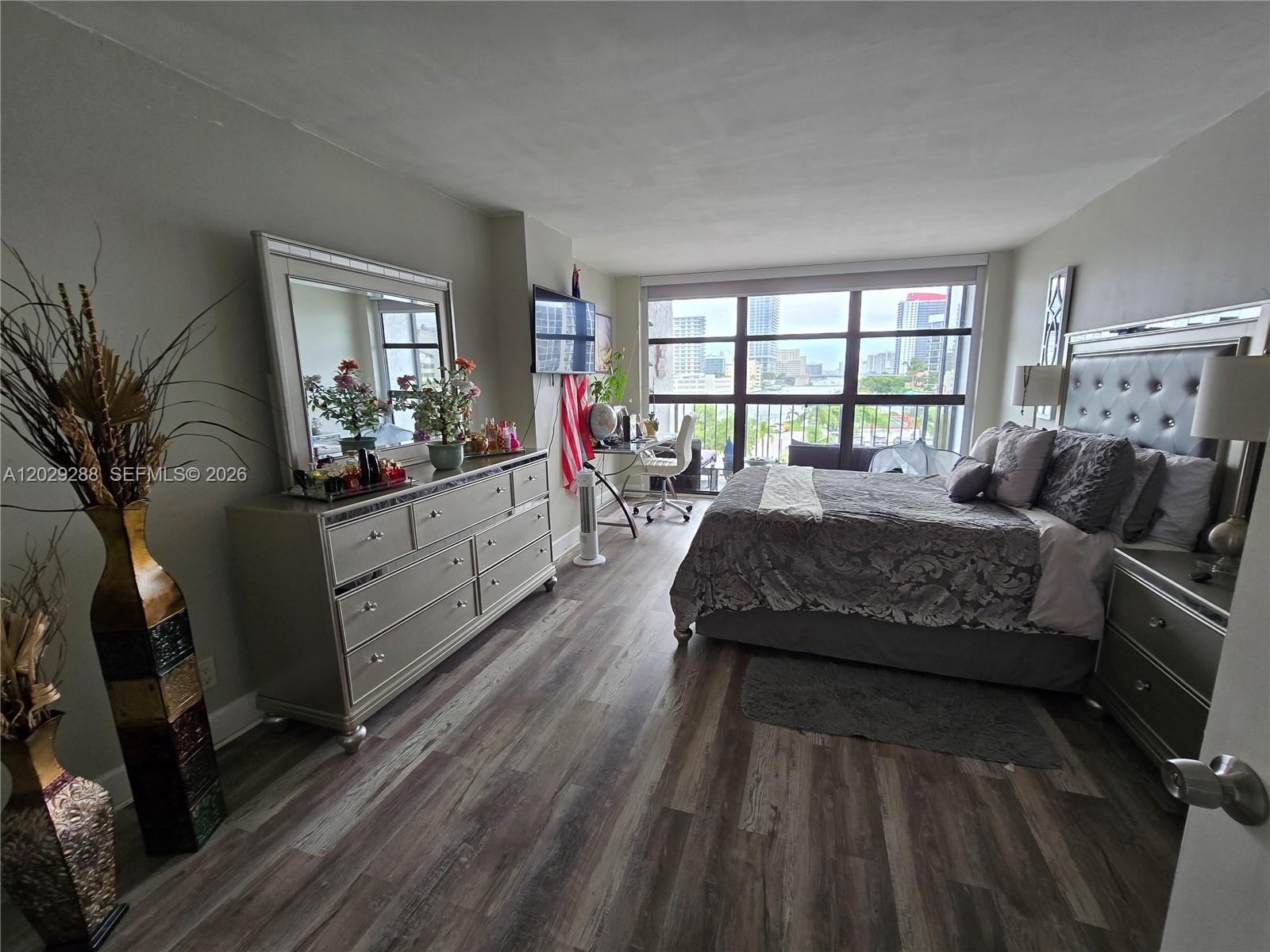 TOWERS OF OCEANVIEW EAST - Residential