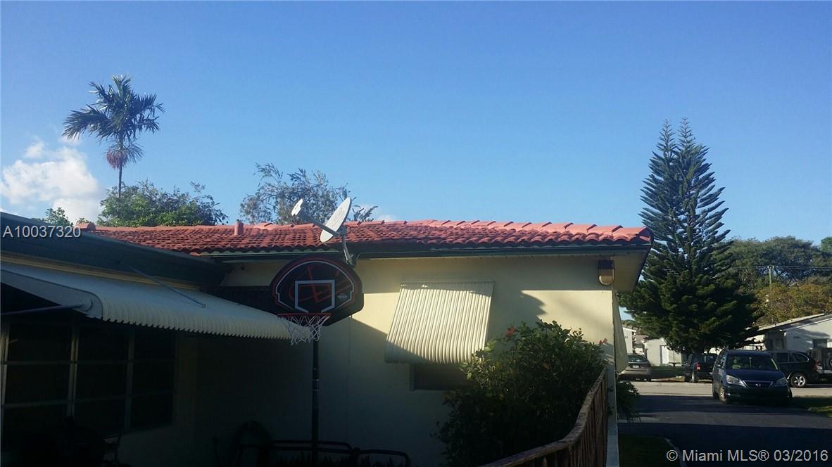 Hollywood Little Ranches - Residential Income