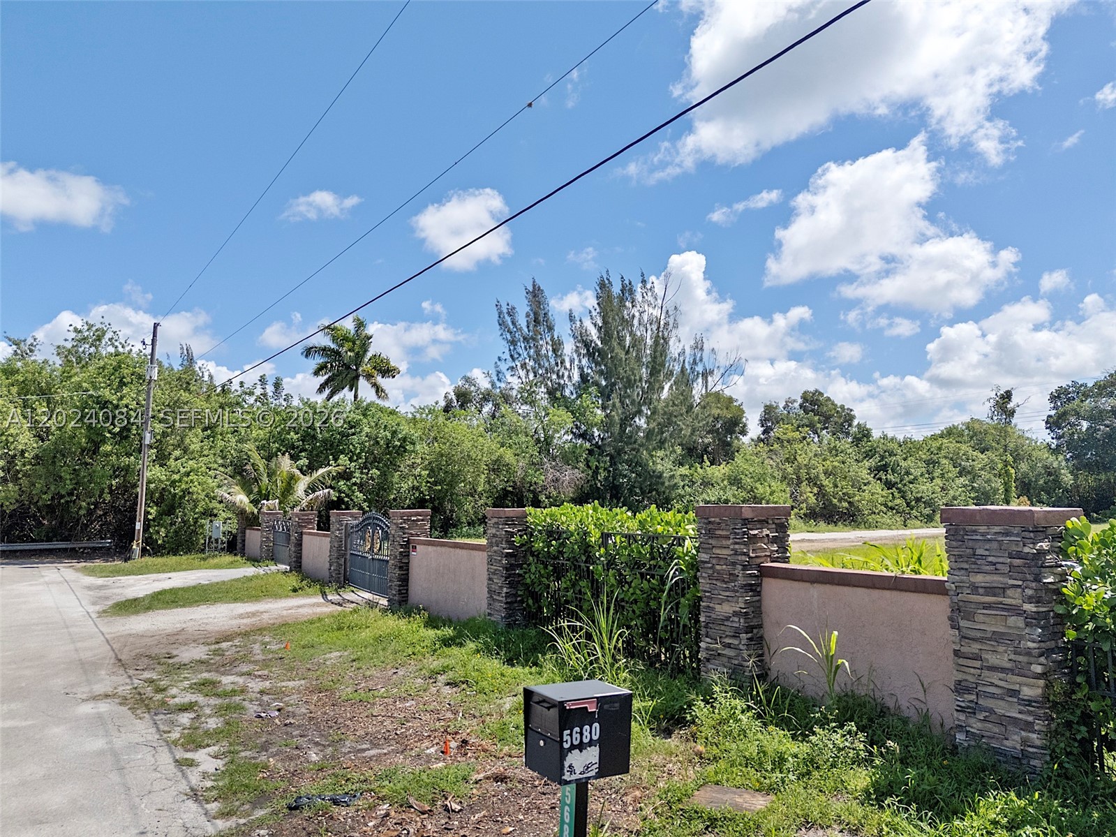 FLA FRUIT LANDS CO SUB NO - Land
