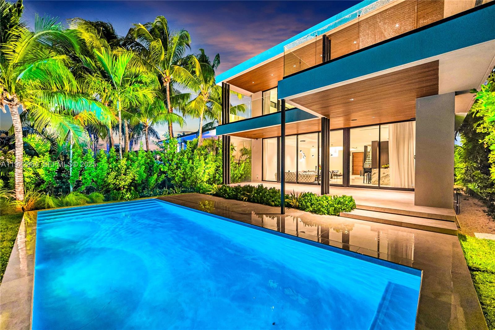 BISCAYNE BEACH-2ND ADDN - Residential