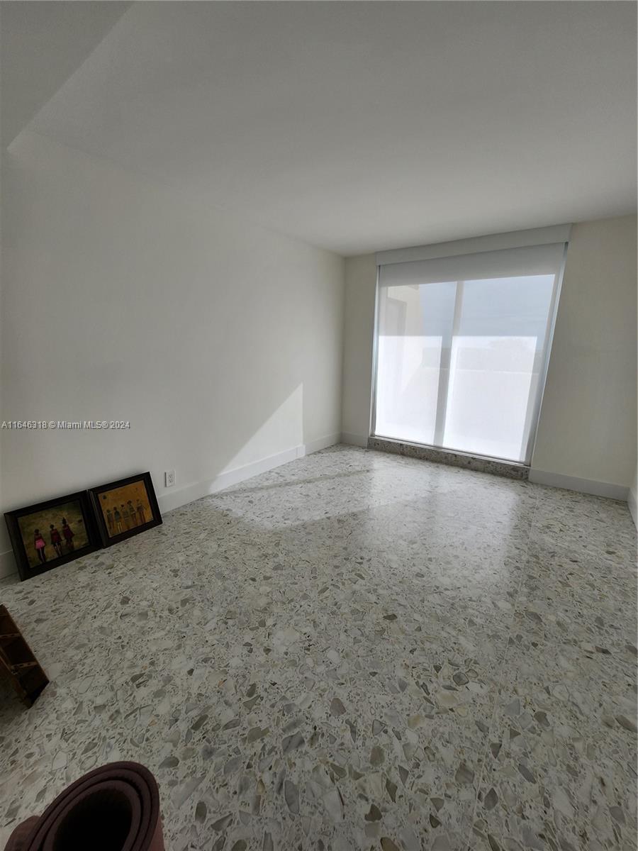 CLUB ATLANTIS CONDO - Residential