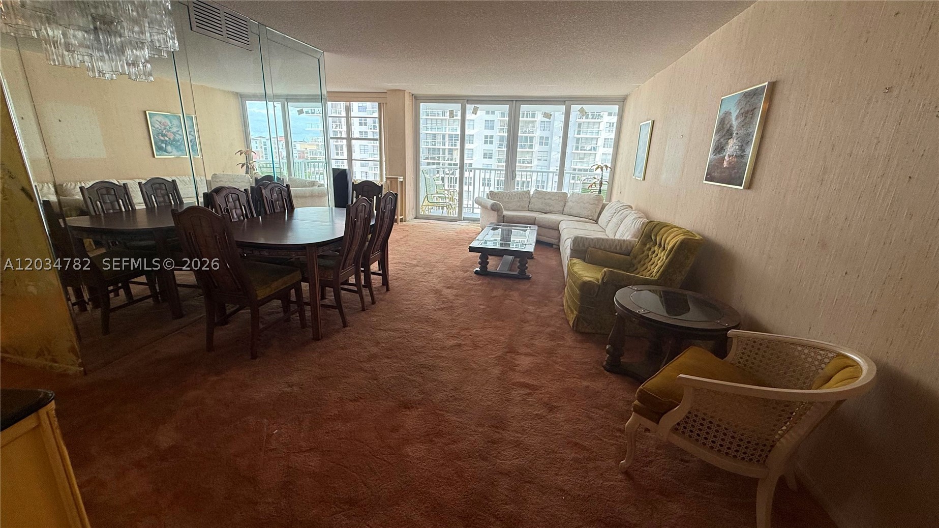 WINSTON TOWERS 400 CONDO - Residential