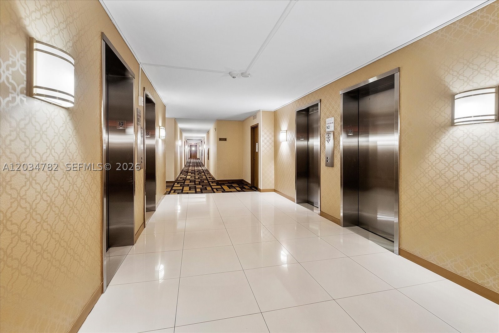 WINSTON TOWERS 400 CONDO - Residential