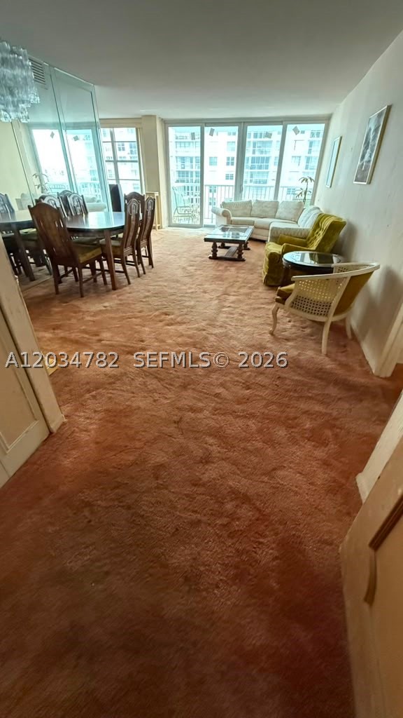 WINSTON TOWERS 400 CONDO - Residential