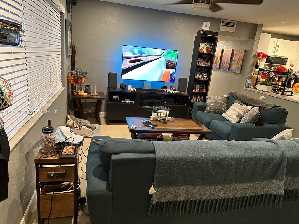 POMPANO BEACH HIGHLANDS 8 - Residential