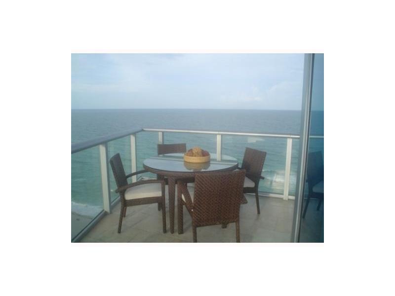 Short Term: Minimum 3 months lease. Fully furnished with exquisite taste. 3 bedrooms, 3.5 baths. Best finishes, marble floors. Direct ocean view and intracoastal view.