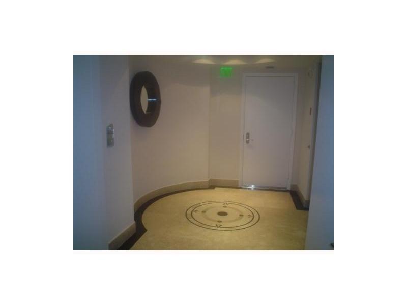 JADE BEACH - Residential Lease
