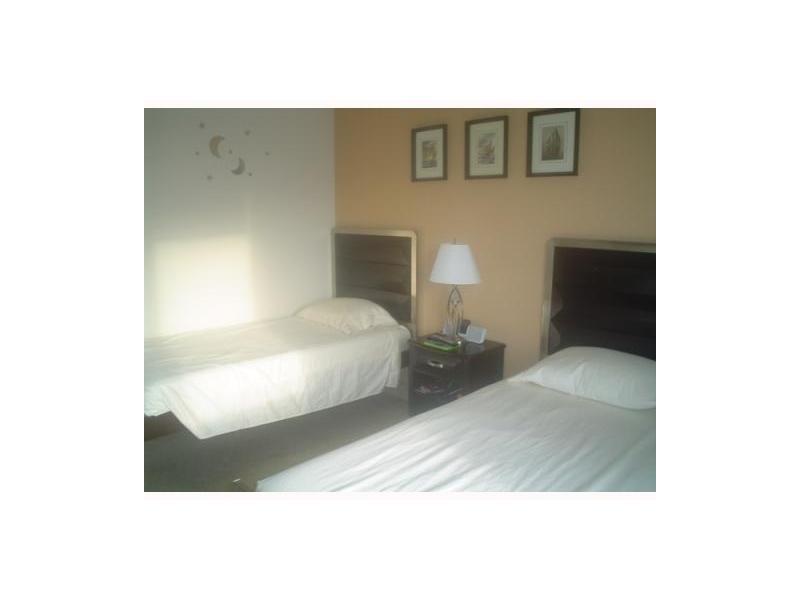 JADE BEACH - Residential Lease