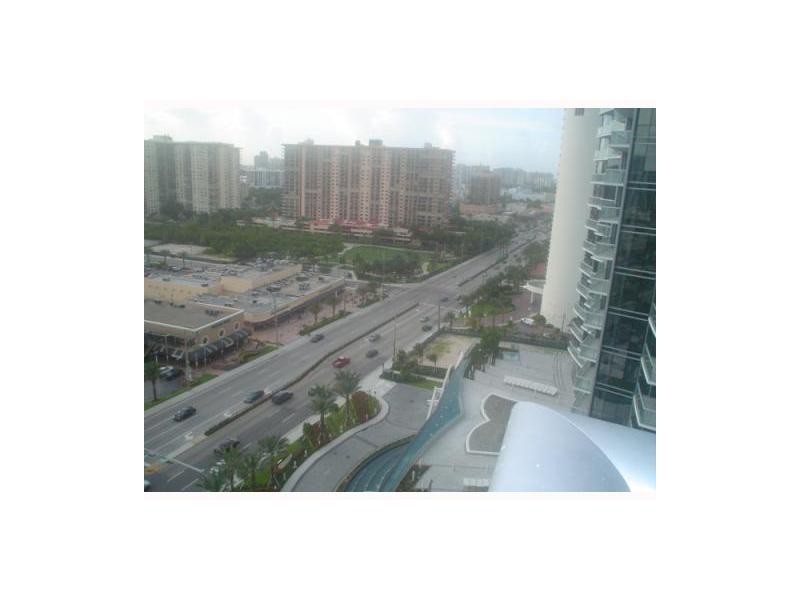 JADE BEACH - Residential Lease