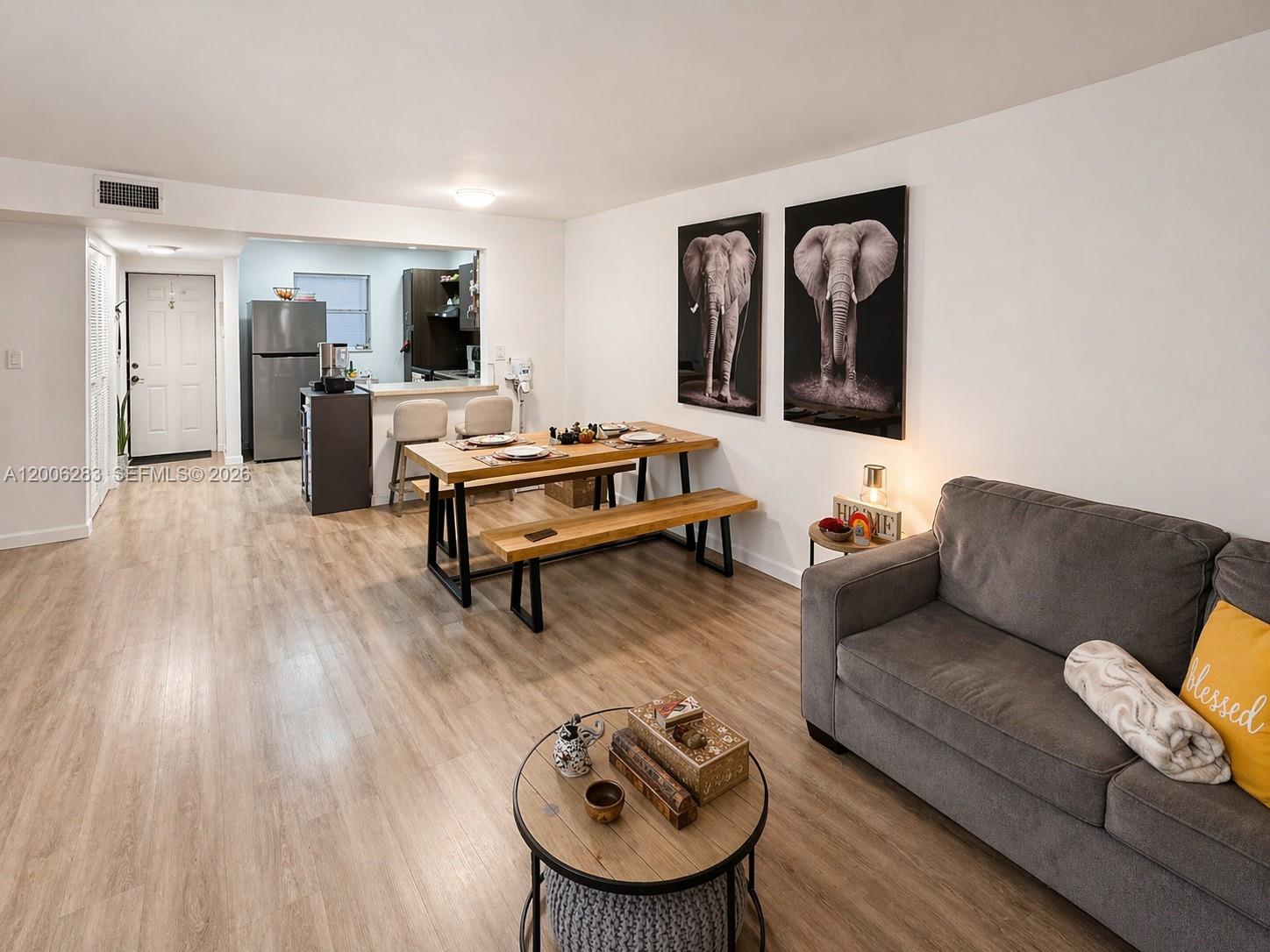 SANDS POINT CONDOMINIUM V - Residential