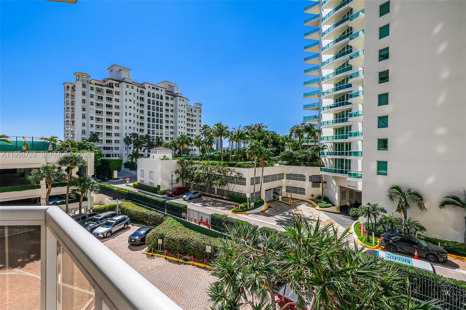 THE LANDMARK CONDO - Residential