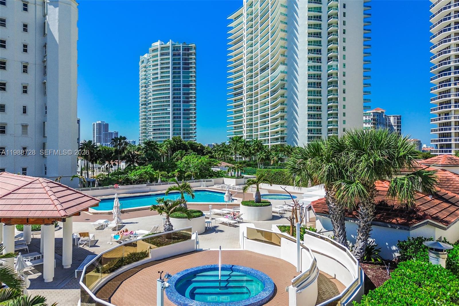 THE LANDMARK CONDO - Residential
