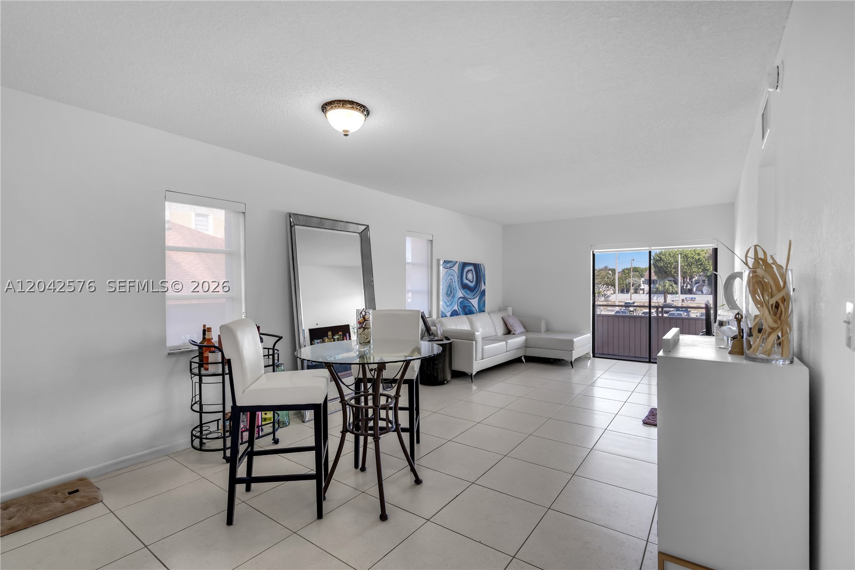 LAKEVIEW GARDENS AT MIAMI - Residential