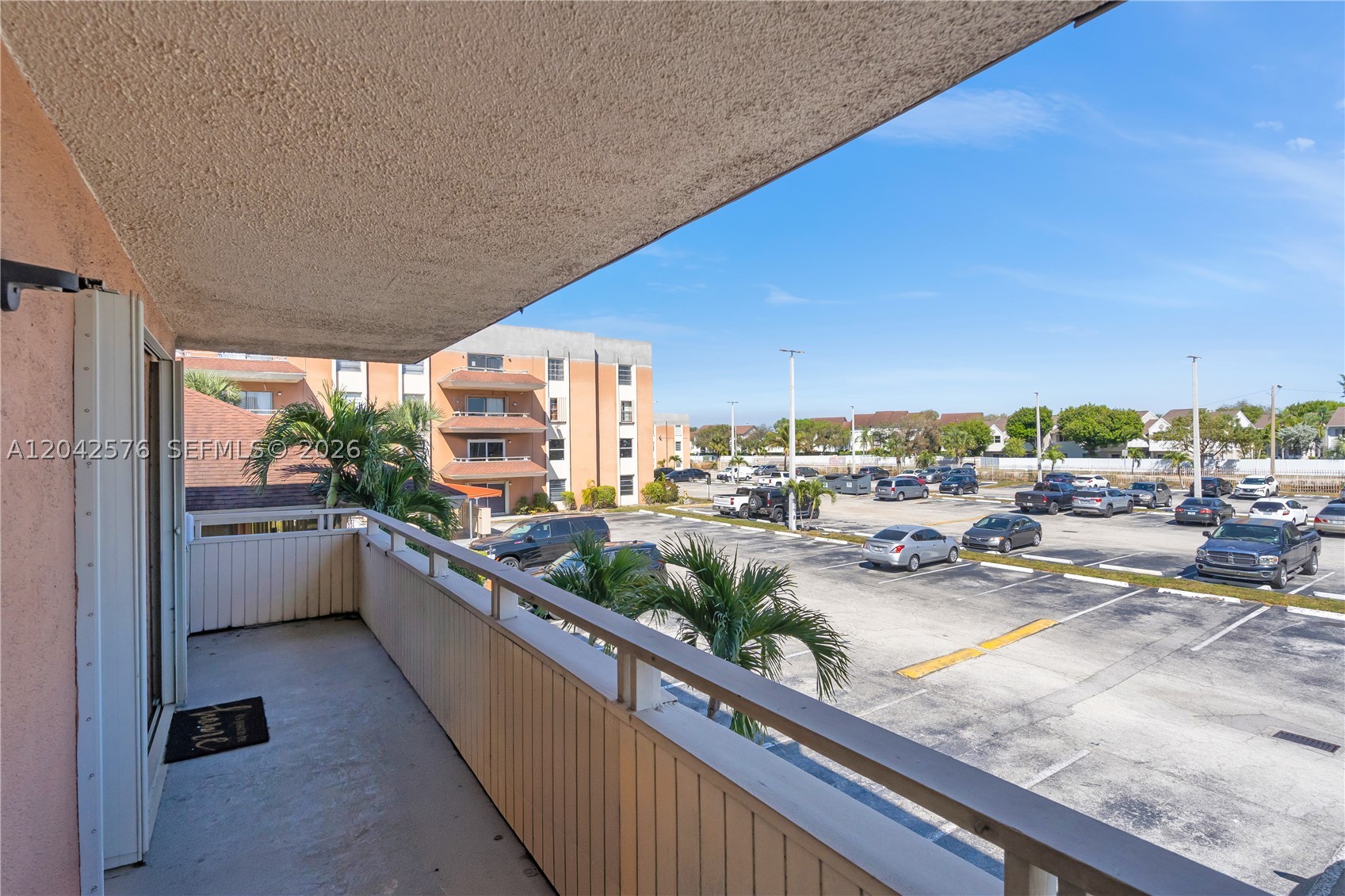 LAKEVIEW GARDENS AT MIAMI - Residential