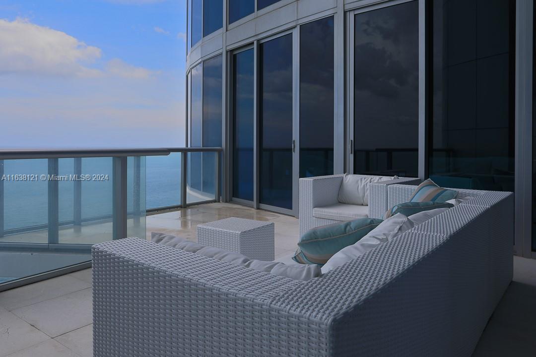 Jade Beach - Residential