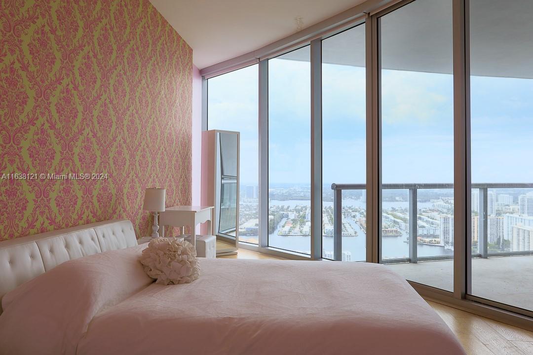 Jade Beach - Residential