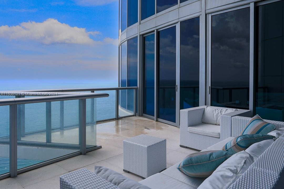Jade Beach - Residential