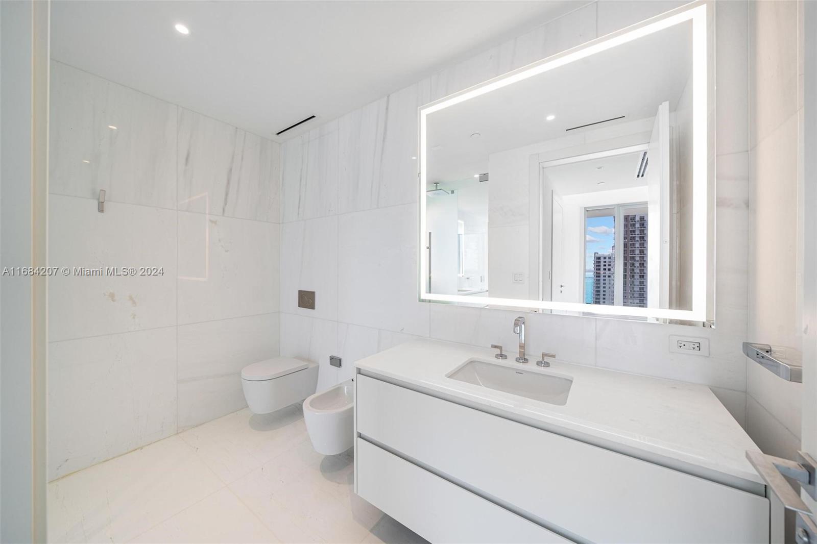 Aston Martin Residences - Residential