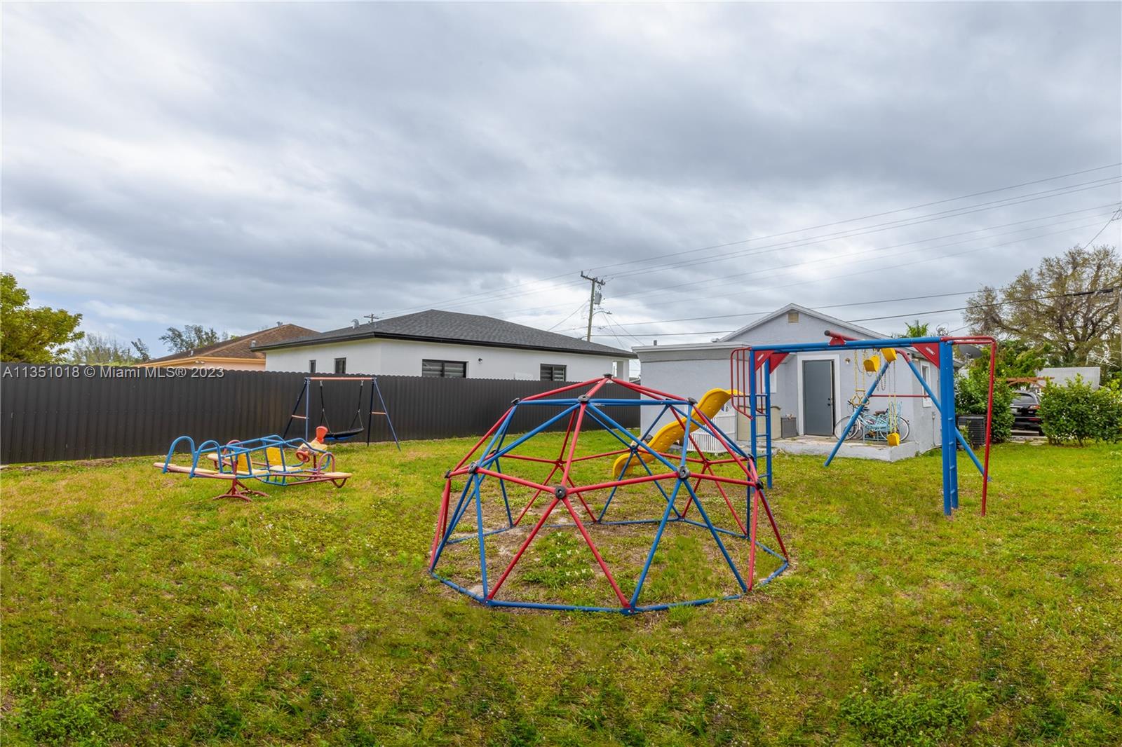 RAINBOW GARDENS - Residential
