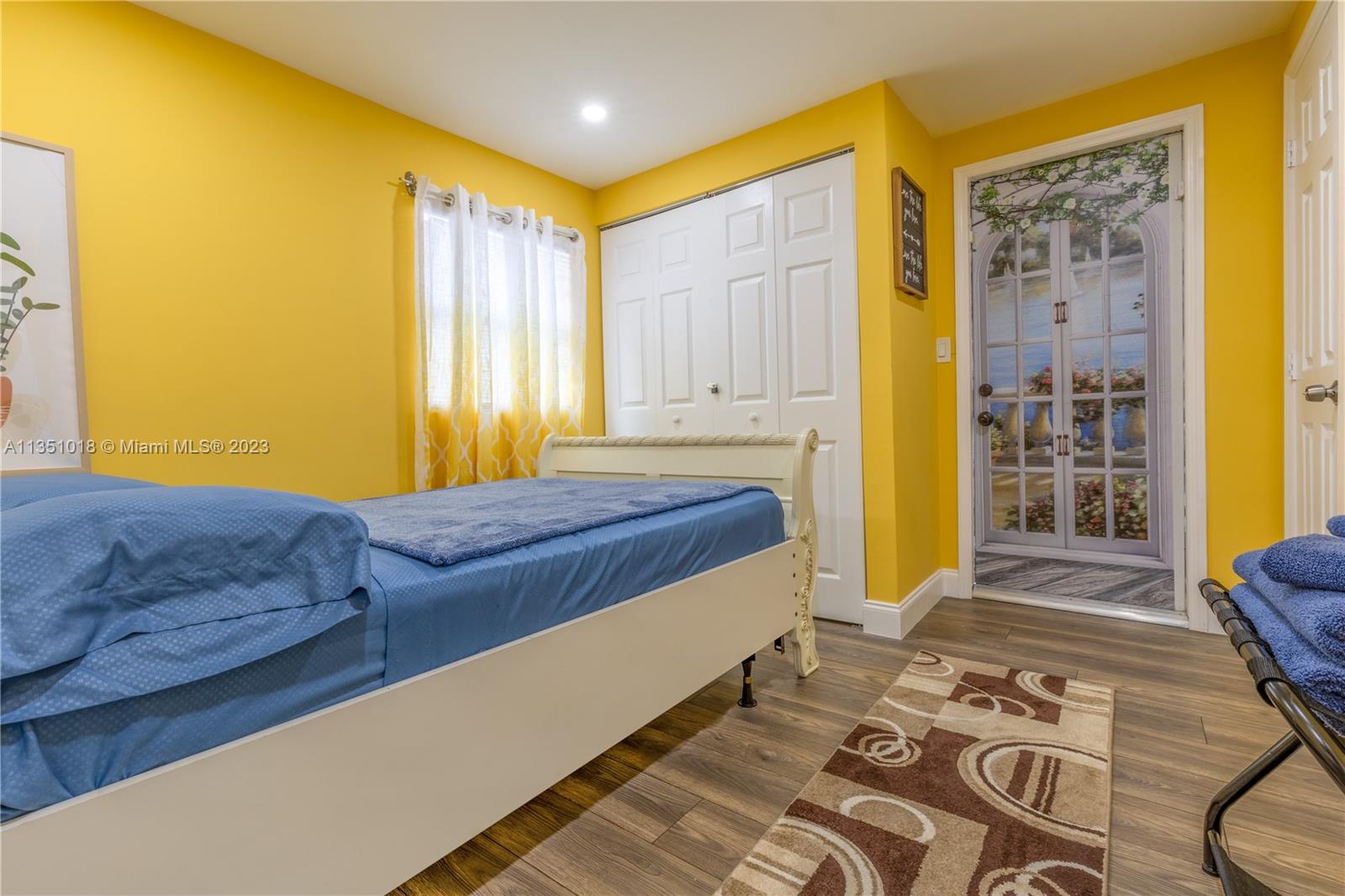 RAINBOW GARDENS - Residential