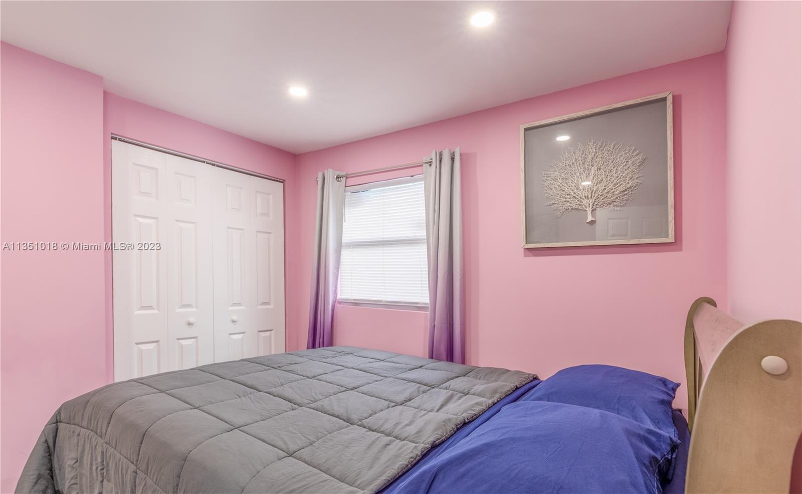 RAINBOW GARDENS - Residential