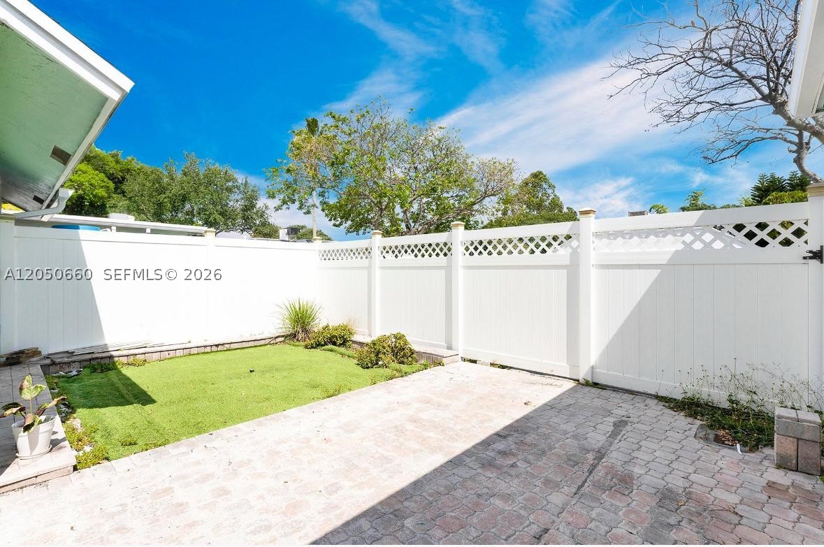 GREENHOUSE OF BOCA AS - Residential
