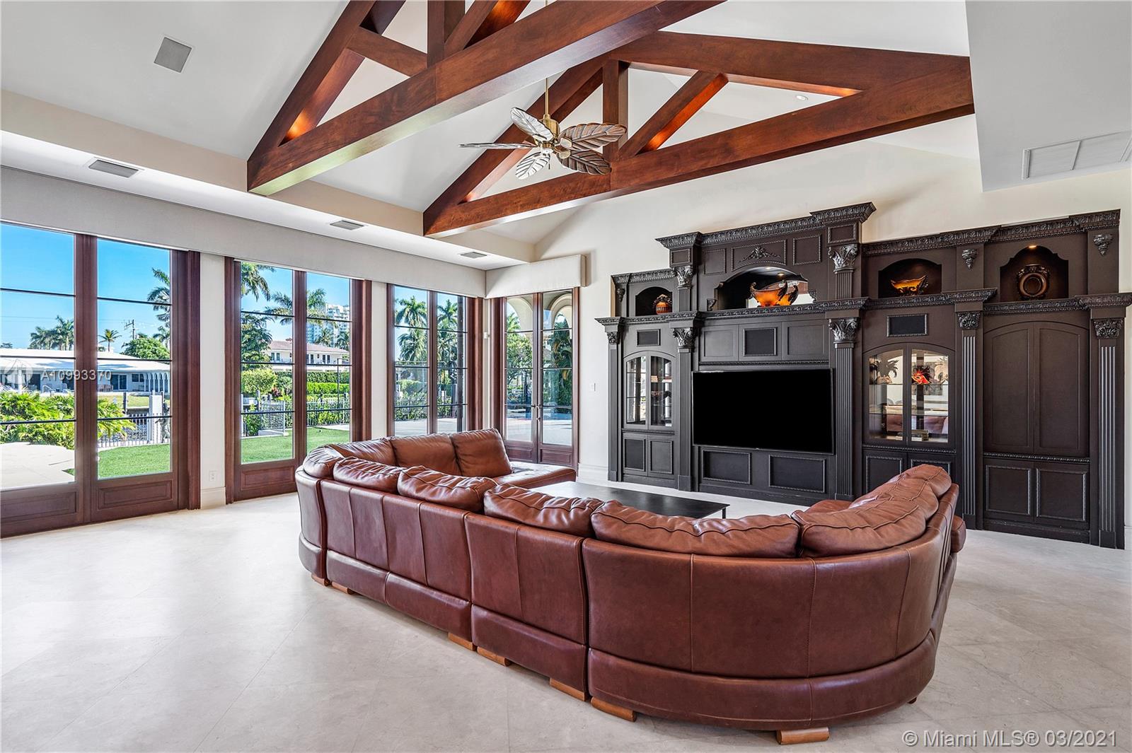 DEL LAGO ISLE - Residential