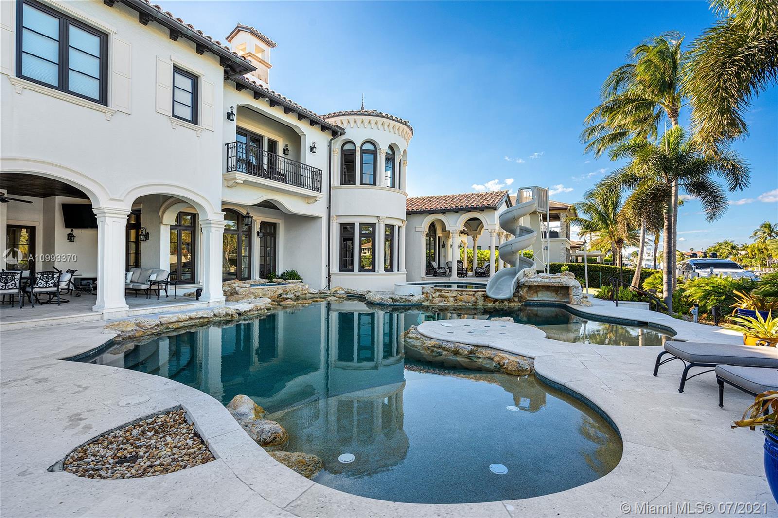 DEL LAGO ISLE - Residential