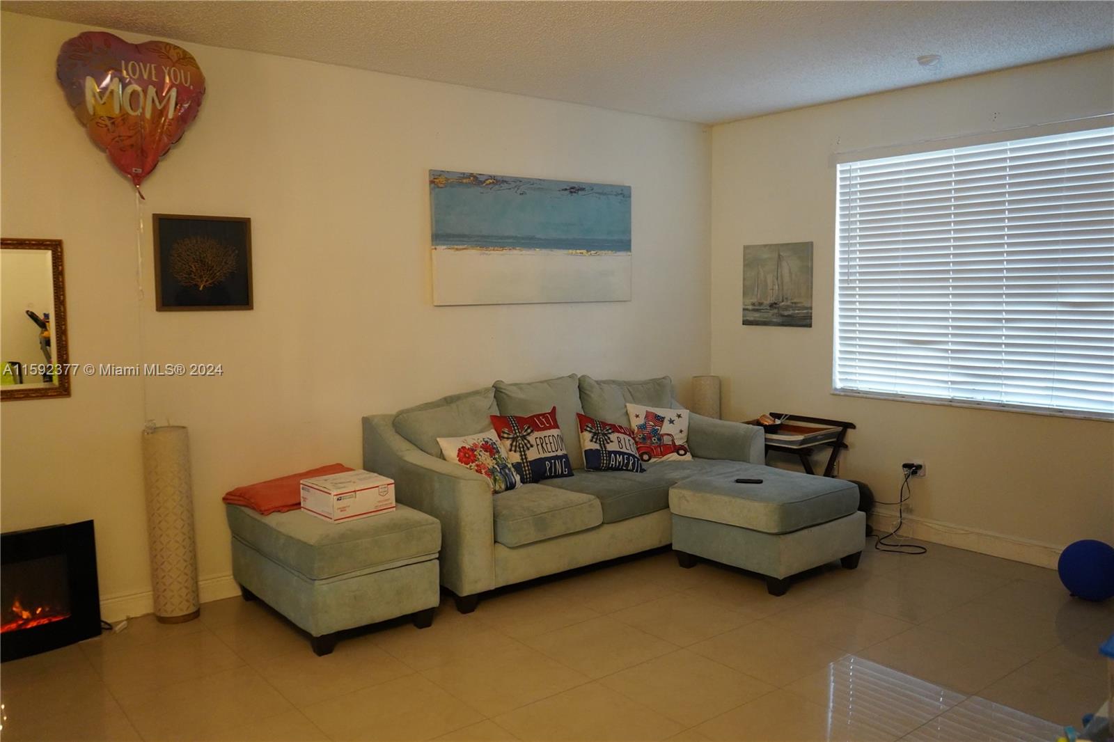 MARBELLA BAY - Residential