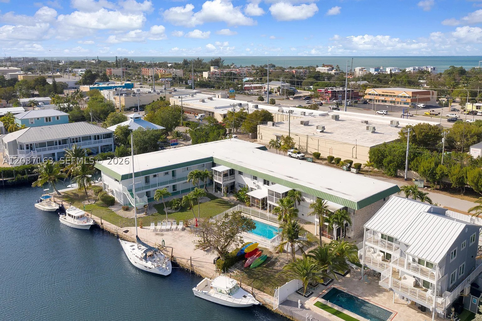 Turnkey island getaway in the heart of Marathon! This charming 1-bedroom, 1-bath home at 5301 Ocean Terrace comes fully furnished and ready for immediate enjoyment. HOA redid all the piping throughout the building, HOA includes pool usage and Boat slips of 28ft. Come see this unit today!